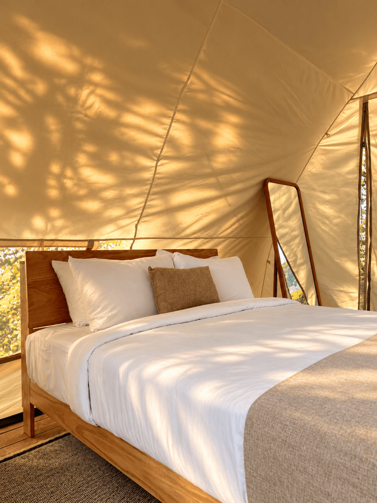 Aman_Sunlit Glamping Tent Bedroom